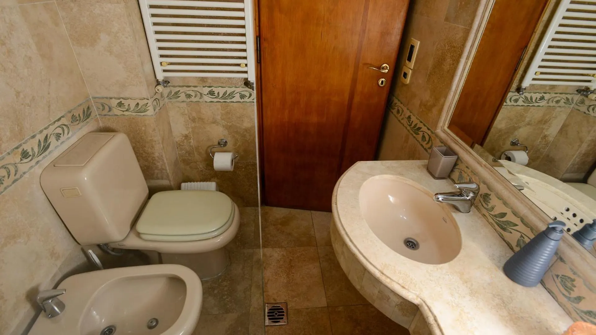 Departamento Con Vista Unica De La Cordillera En La Ciudad De Mendoza Apartman