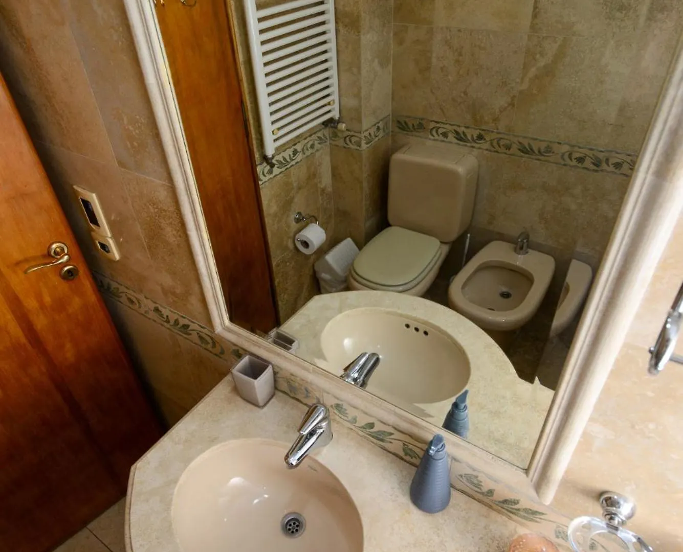 Departamento Con Vista Unica De La Cordillera En La Ciudad De Mendoza Apartman
