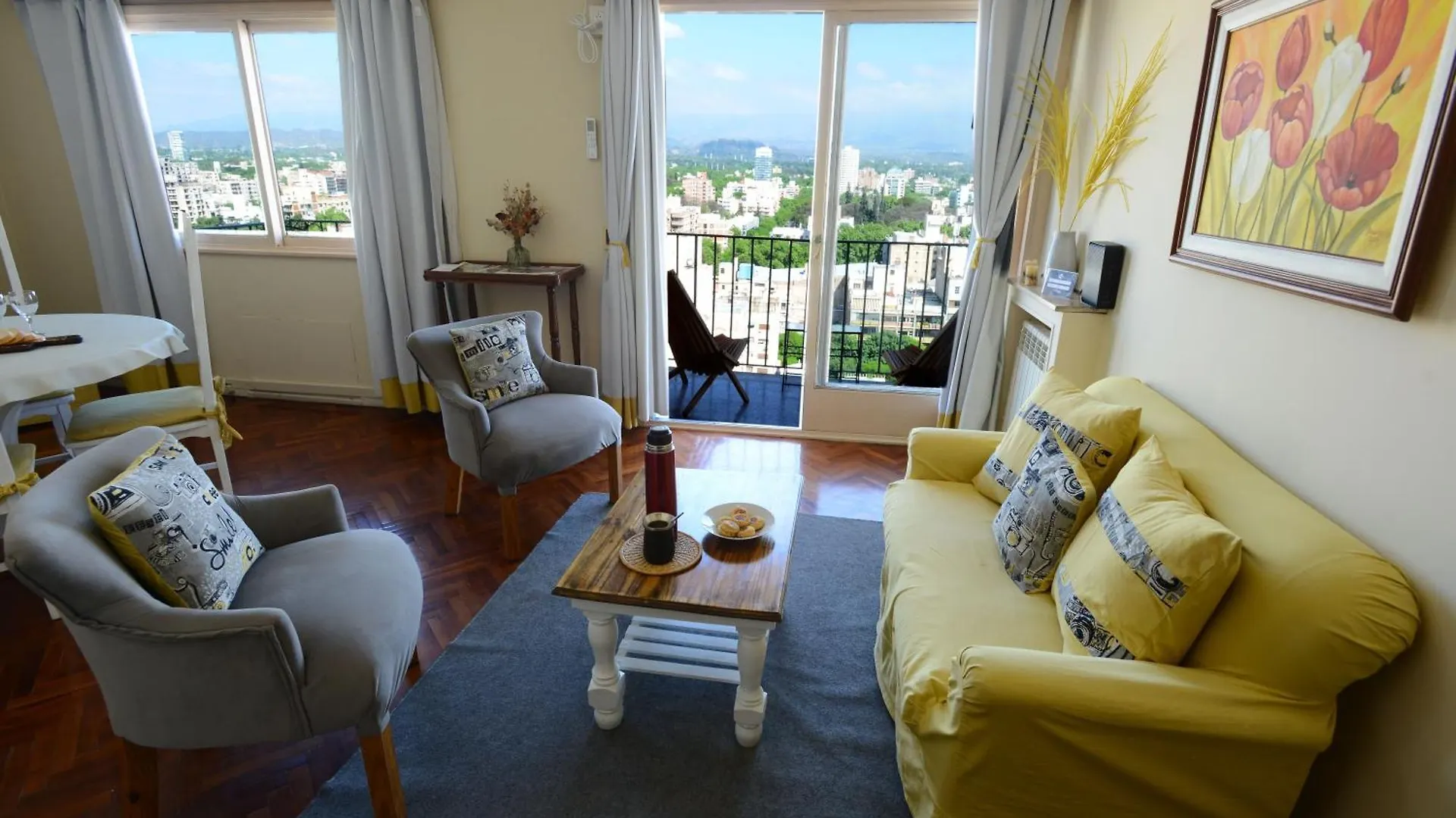 Departamento Con Vista Unica De La Cordillera En La Ciudad De Mendoza Apartment